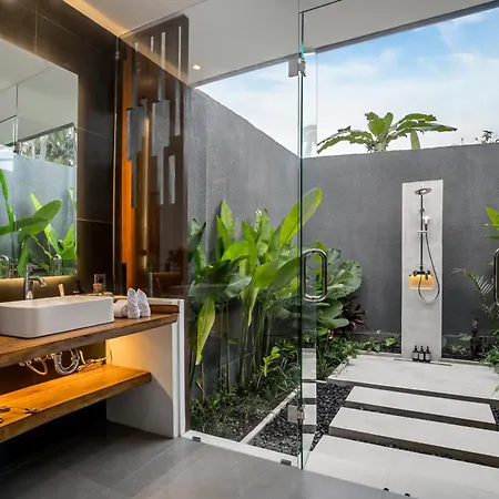 Sarang Cocoon Villa Ubud By Balisuperhost Exterior foto